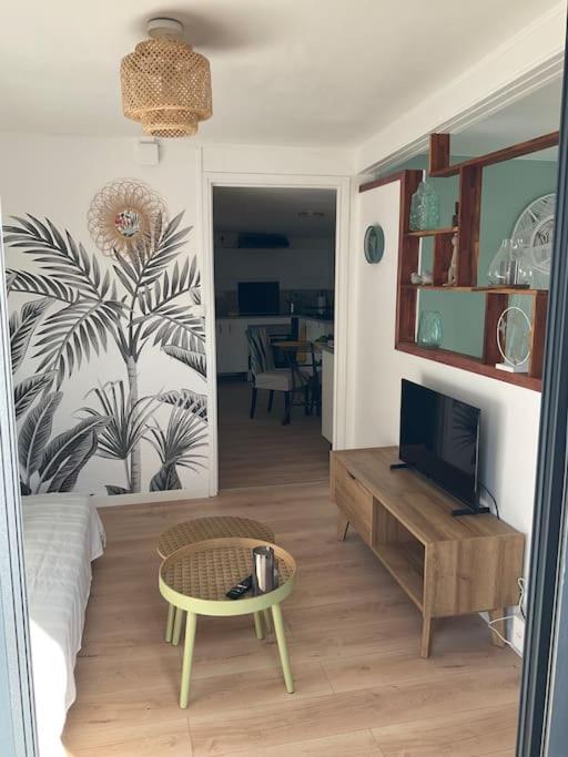 La Kaz Hibiscus, Jacuzzi Prive Villa Le Tampon Exteriör bild